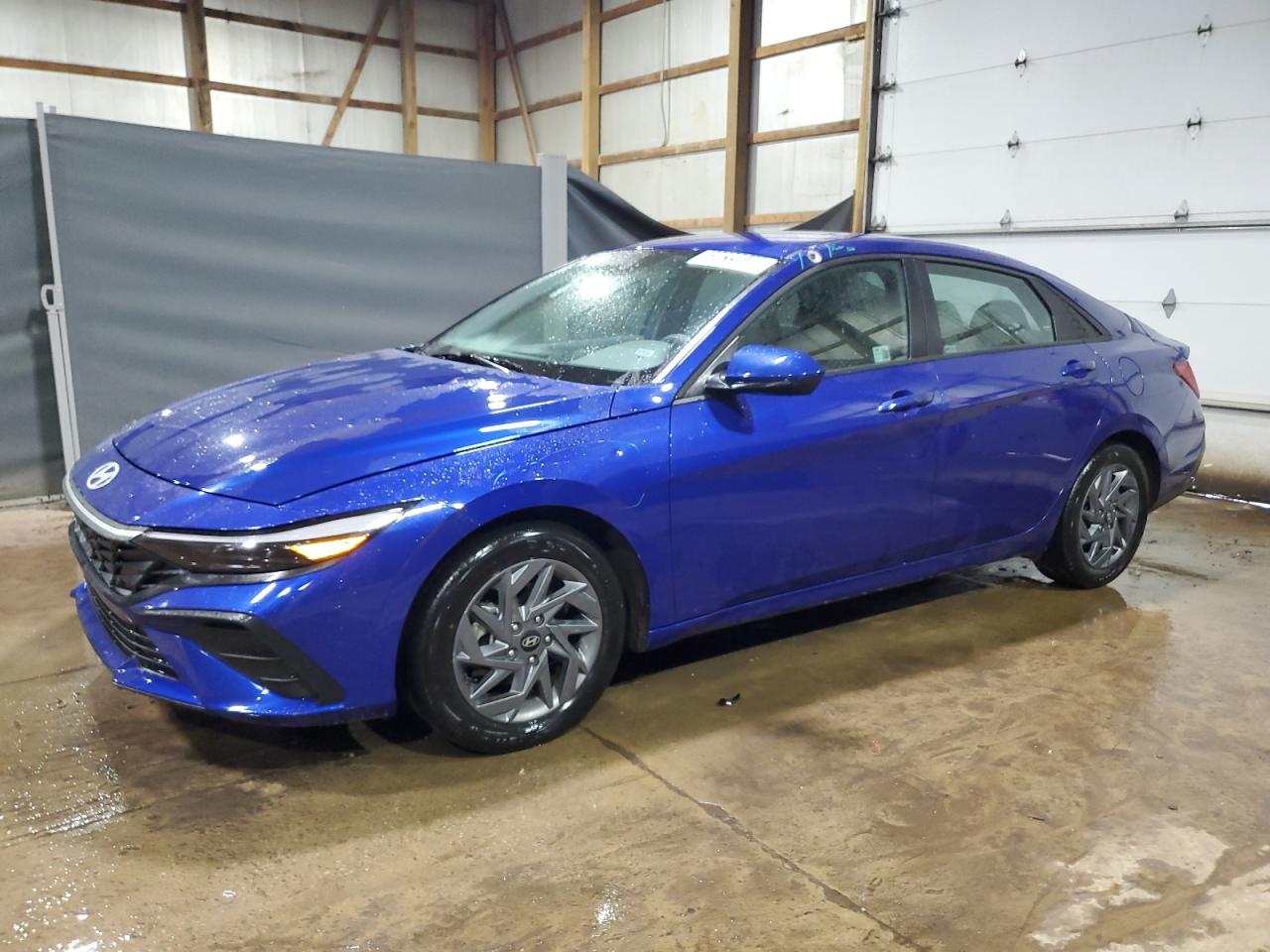 HYUNDAI ELANTRA 2024 KMHLM4DG2RU769360