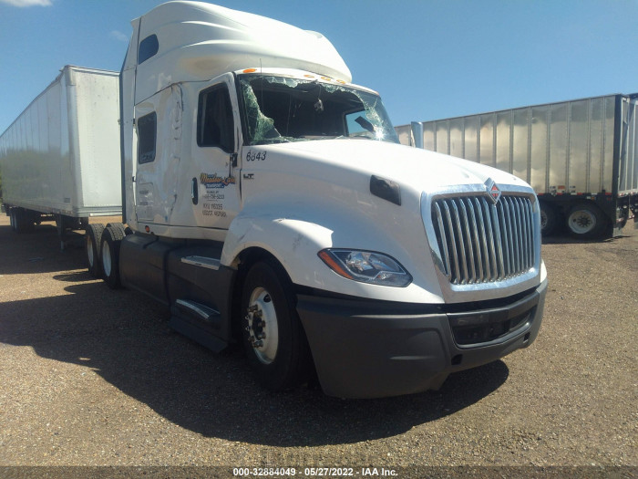 International Lt625 2018 VIN 3HSDZAPR6JN426843