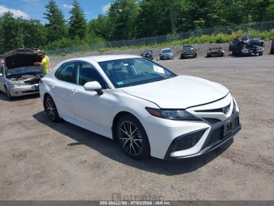 Toyota Camry 2022 4T1G11AK6NU037275