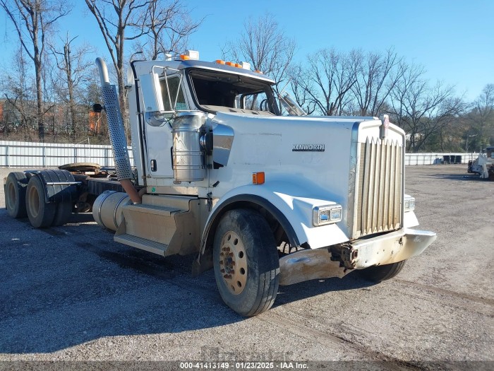 Kenworth Construction 2014 VIN 1XKWP4TX1EJ405697