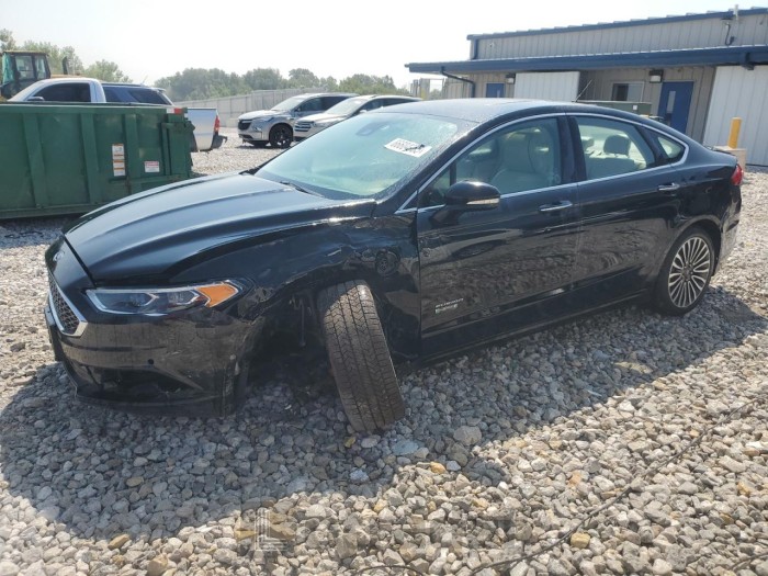 Ford Fusion 2017 VIN 3FA6P0SU0HR127709