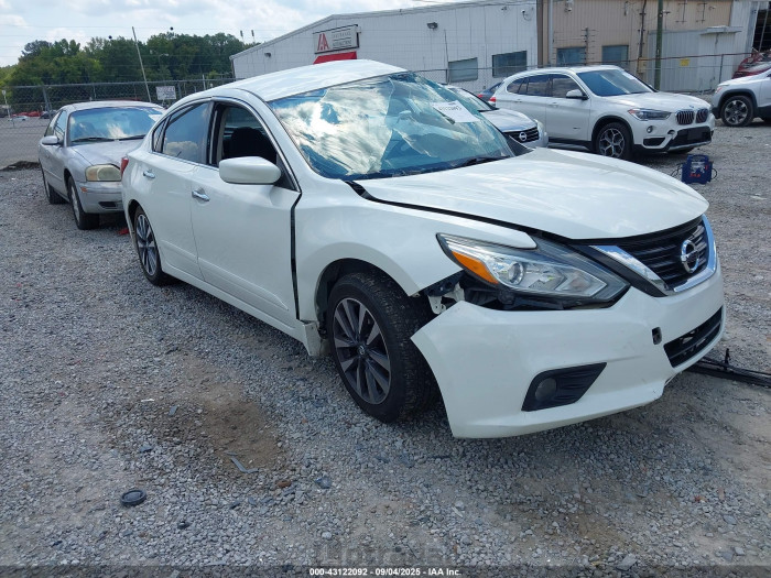 Nissan Altima 2017 VIN 1N4AL3AP8HC137258