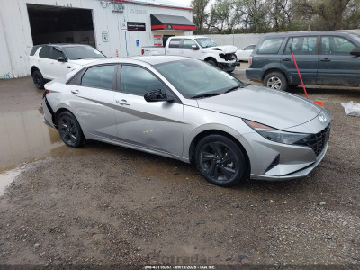 Hyundai Elantra 2022 5NPLM4AGXNH063847