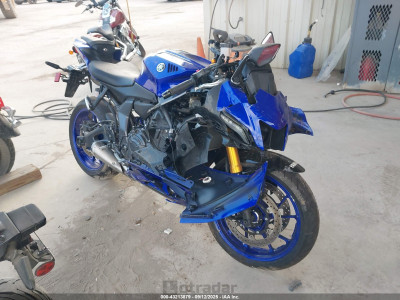 Yamaha Yzfr7 2025 VIN JYARM38E5SA015261