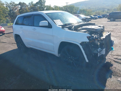 Jeep Grand cherokee 2019 1C4RJFAG8KC590596