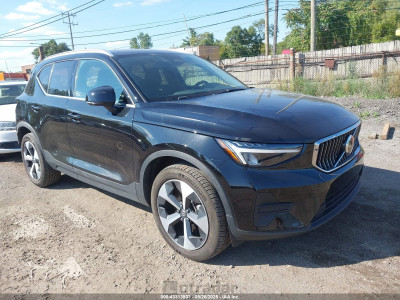 Volvo Xc40 2024 YV4L12UK9R2226859