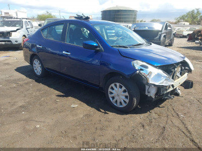 Nissan Versa 2018 3N1CN7APXJL872373