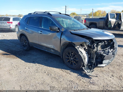 Nissan Rogue 2018 5N1AT2MV4JC740093