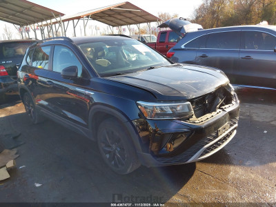 Volkswagen Taos 2022 3VVDX7B2XNM049149