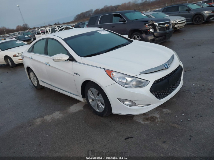 Hyundai Sonata 2013 VIN KMHEC4A43DA074532