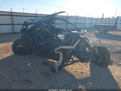 Can-am Maverick 2024 3JB8XAT4XRE006012