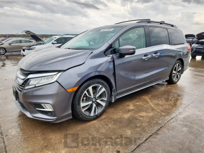 Honda Odyssey 2018 5FNRL6H94JB028570