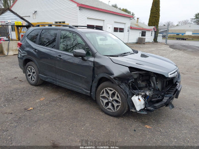 Subaru Forester 2021 JF2SKAJC7MH526149