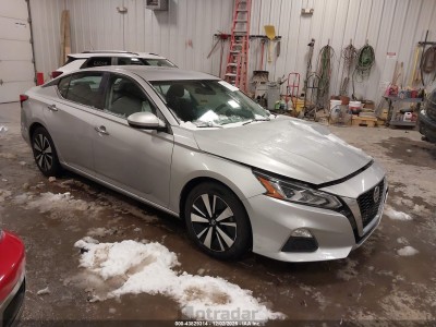 Nissan Altima 2022 1N4BL4DV5NN318757