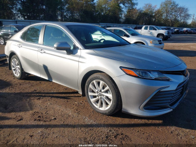 Toyota Camry 2023 4T1C11AK5PU080040
