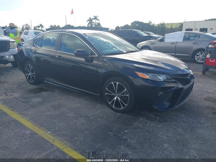 Toyota Camry 2018 VIN 4T1B11HK0JU626090