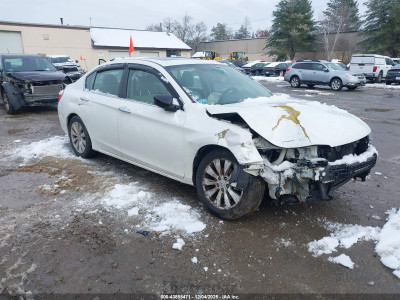 Honda Accord 2015 1HGCR2F70FA067091