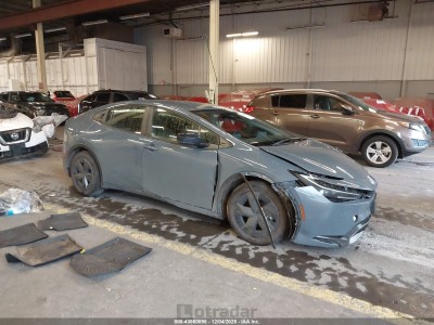 Toyota Prius 2025 JTDACACU0S3050902
