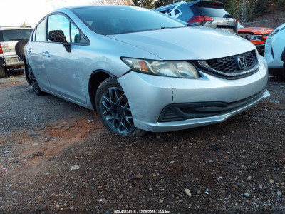 Honda Civic 2013 2HGFB2F50DH593753