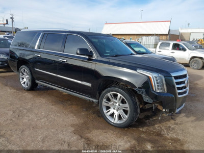 Cadillac Escalade 2015 1GYS4JKJ0FR267016