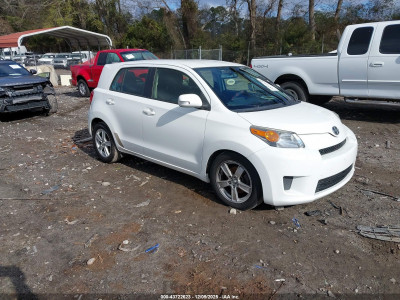 Scion Xd 2014 JTKKUPB44E1041375
