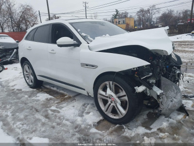 Jaguar F-pace 2017 SADCL2BV6HA074932