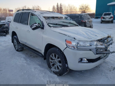 Toyota Land cruiser 2019 JTMCY7AJ8K4083131