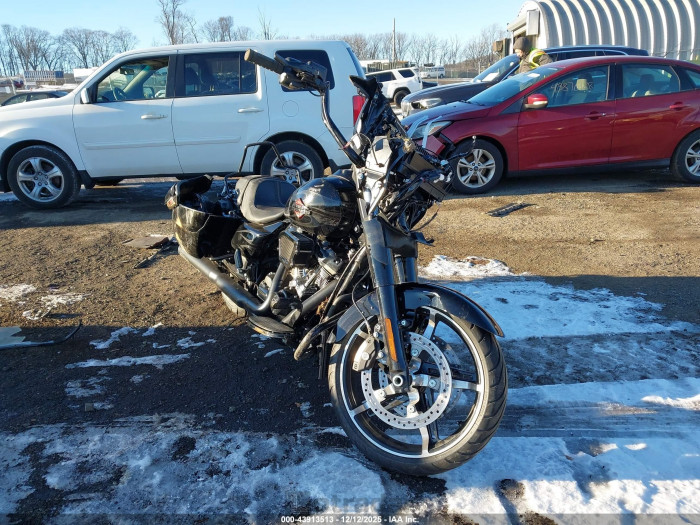 Harley-davidson Street glide 2025 VIN 1HD1KB710SB625495