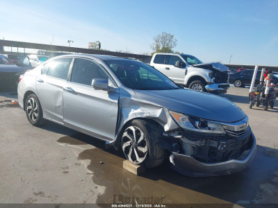 Honda Accord 2017 1HGCR2F86HA020417