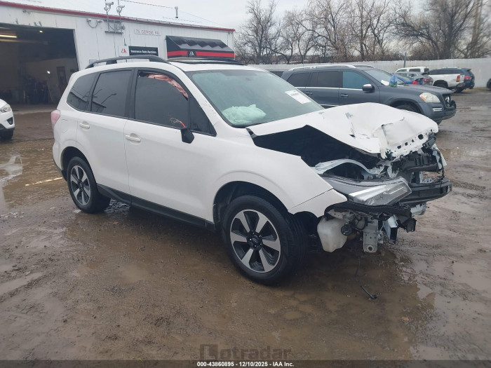 Subaru Forester 2018 VIN JF2SJAGC2JH558674