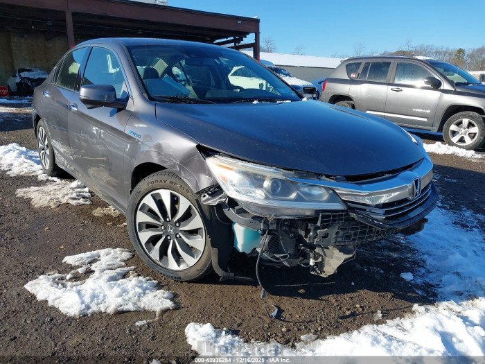 Honda Accord 2017 VIN JHMCR6F52HC006285