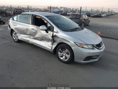 Honda Civic 2013 2HGFB2F57DH548518