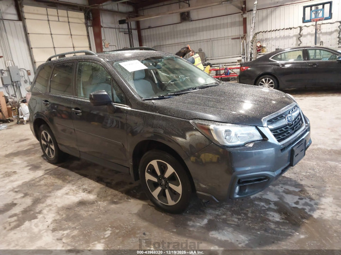 Subaru Forester 2018 VIN JF2SJAGC7JH464886