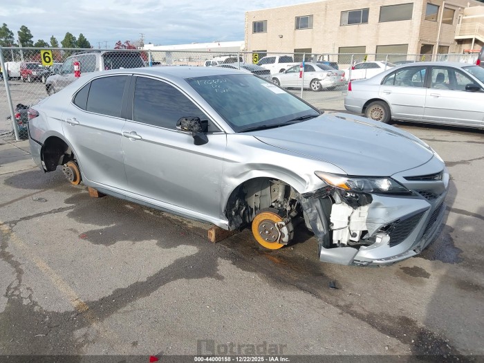 Toyota Camry 2022 VIN 4T1G11AK3NU645755