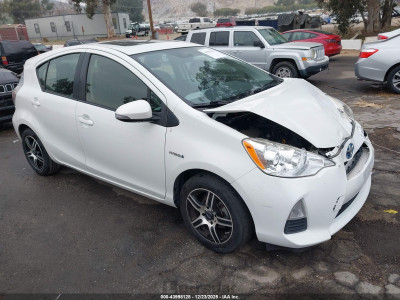 Toyota Prius c 2012 JTDKDTB34C1000295