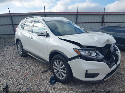 Nissan Rogue 2017 KNMAT2MT7HP551525