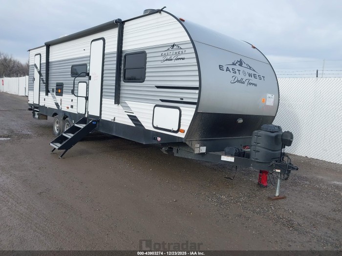   2022 VIN 5ZT2DESB7N9007599