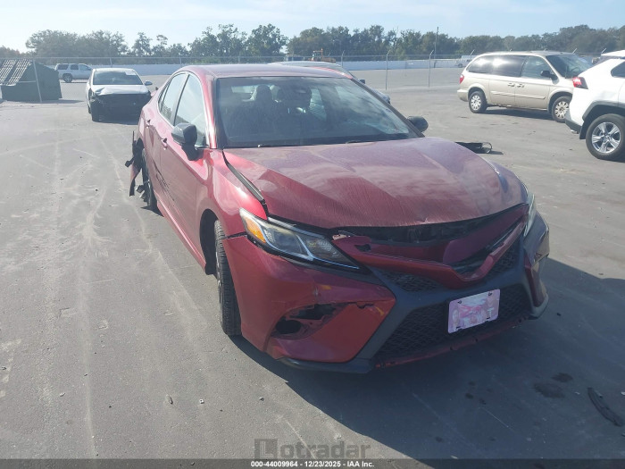 Toyota Camry 2018 VIN 4T1B11HK6JU588896