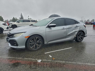 Honda Civic 2018 SHHFK7H46JU402885