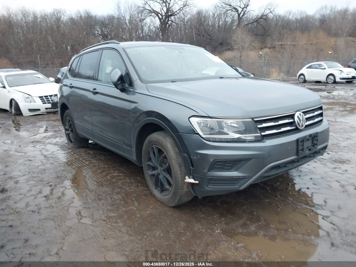 Volkswagen Tiguan 2020 VIN 3VV1B7AX7LM112848