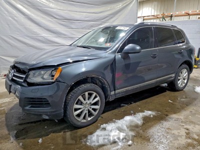 Volkswagen Touareg 2014 WVGEP9BPXED014421