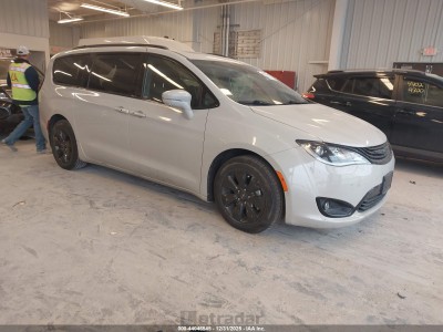 Chrysler Pacifica 2019 VIN 2C4RC1N77KR605443