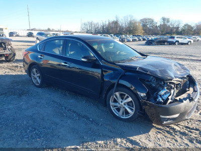 Nissan Altima 2015 1N4AL3AP3FN354119