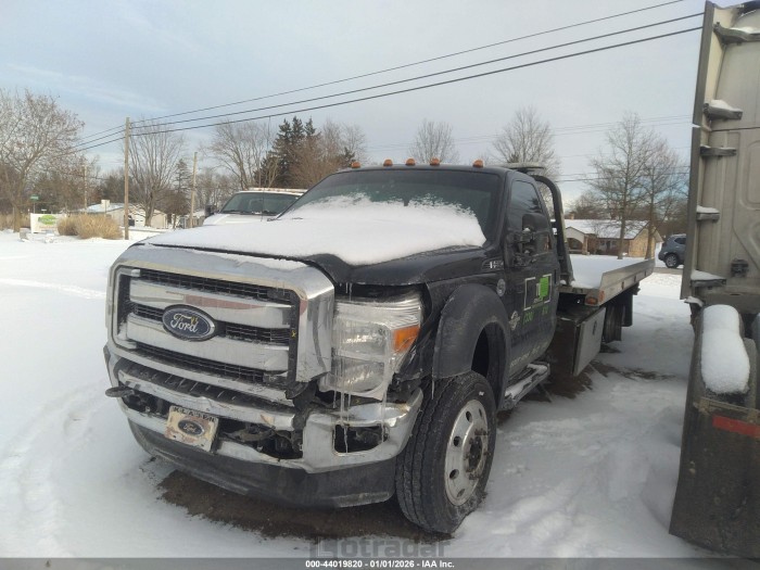 Ford F550 2015 VIN 1FDUF5GT1FEB64572