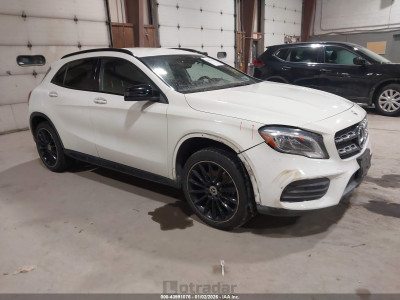 Mercedes-benz Gla-class 2018 WDCTG4GB4JJ438095