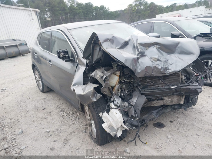 Nissan Rogue 2017 VIN JN1BJ1CP0HW014223