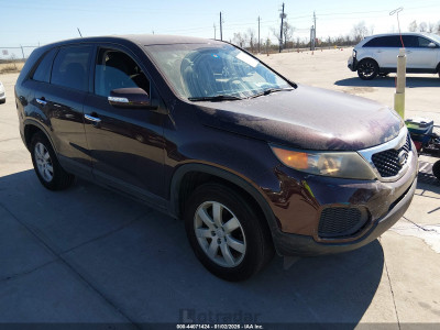 Kia Sorento 2012 5XYKT3A17CG192363