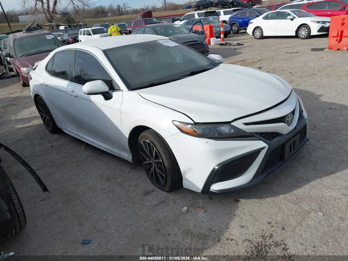 Toyota Camry 2021 VIN 4T1G11AK7MU586904