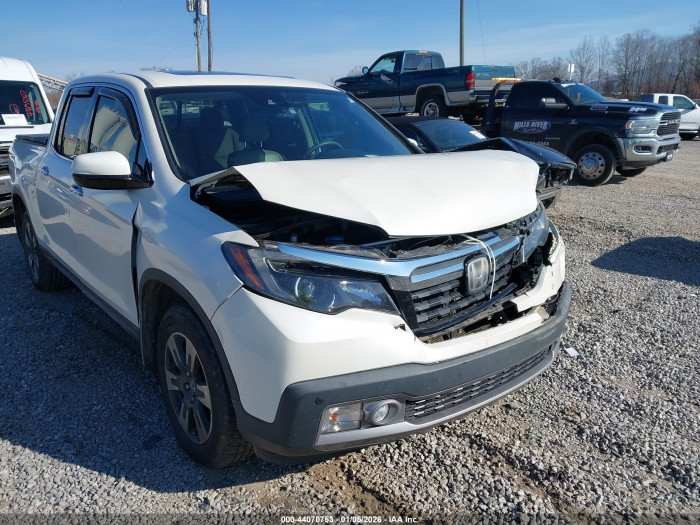 Honda Ridgeline 2019 VIN 5FPYK3F78KB011178
