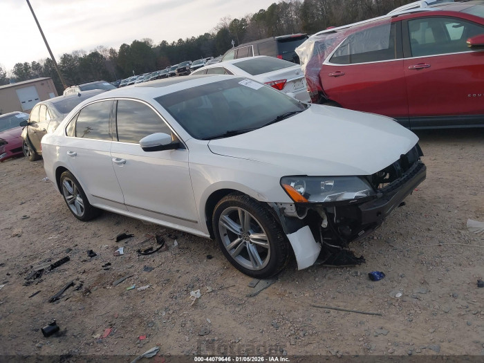 Volkswagen Passat 2014 VIN 1VWCN7A38EC089240